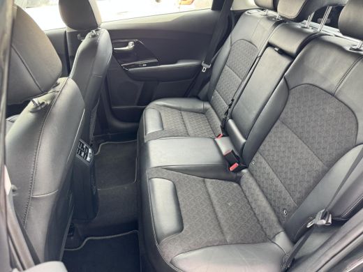 Kia Niro 1.6 GDi Hybrid DynamicLine NL-AUTO | CAMERA | LEDER | ActivLease financial lease