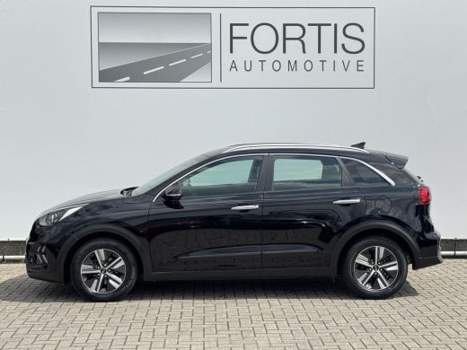 Kia Niro 1.6 GDi Hybrid DynamicLine NL-AUTO | CAMERA | LEDER | ActivLease financial lease