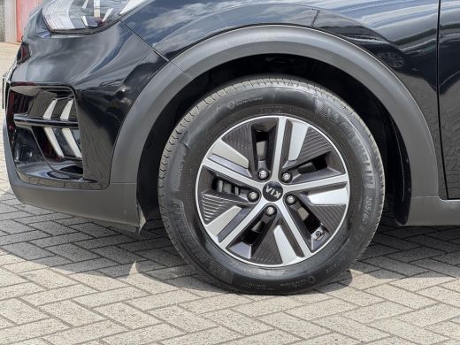 Kia Niro 1.6 GDi Hybrid DynamicLine NL-AUTO | CAMERA | LEDER | ActivLease financial lease