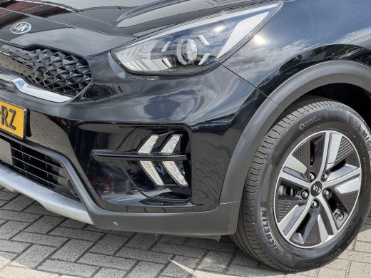Kia Niro 1.6 GDi Hybrid DynamicLine NL-AUTO | CAMERA | LEDER | ActivLease financial lease