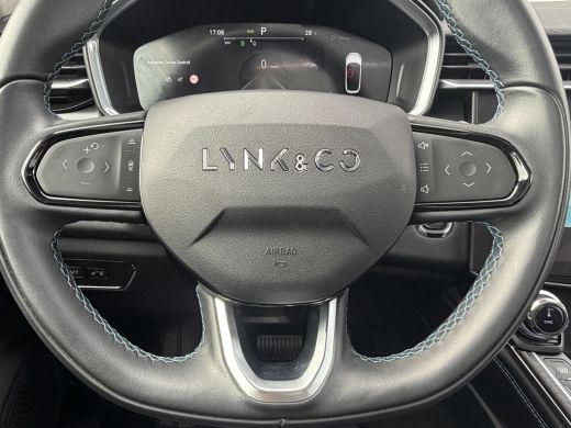 Lynk & Co 01 1.5/Pano/NaviCamera/BlackStyle ActivLease financial lease