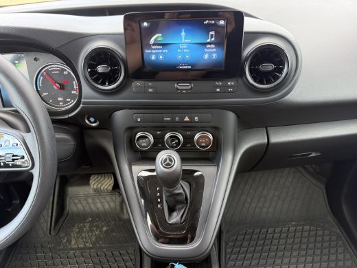 Mercedes-Benz eCitan 112 51 kWh L1 284 WLTP 98 (SOH) Camera MBUX Trekhaak 75kW Snelladen Apple Carplay Cruise Control ActivLease financial lease