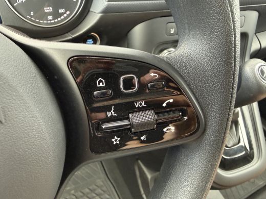 Mercedes-Benz eCitan 112 51 kWh L1 284 WLTP 98 (SOH) Camera MBUX Trekhaak 75kW Snelladen Apple Carplay Cruise Control ActivLease financial lease