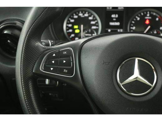 Mercedes-Benz Vito 114 CDI Lang | Automaat | Airco | Cruise | Camera | Carplay | 3 Zits | Trekhaak ActivLease financial lease
