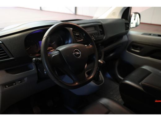 Opel Vivaro 2.0 CDTI L3H1 LANG IMPERIAAL 2500 KG TREKHAAK ActivLease financial lease