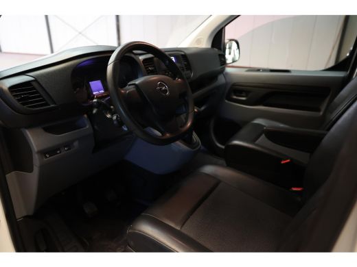 Opel Vivaro 2.0 CDTI L3H1 LANG IMPERIAAL 2500 KG TREKHAAK ActivLease financial lease