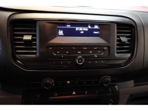 Opel Vivaro 2.0 CDTI L3H1 LANG IMPERIAAL 2500 KG TREKHAAK ActivLease financial lease