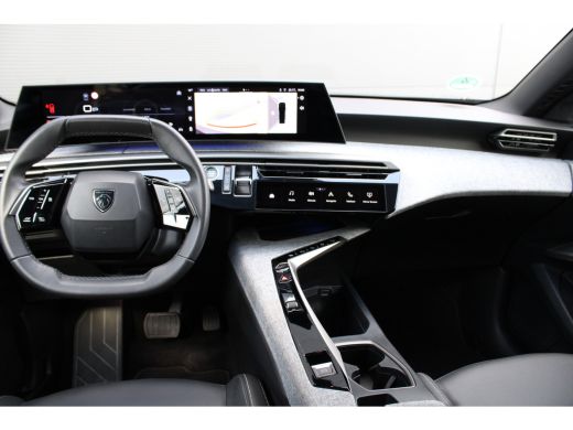 Peugeot 5008 1.2 Hybrid 136 Allure | Automaat | Navigatie | Camera | 7 Persoons | Trekhaak | Mild Hybrid | App... ActivLease financial lease