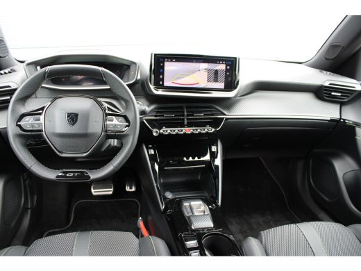 Peugeot e-2008 EV GT Avantage 54 kWh | SOH 98% | 12.500km | NL auto | Fase 3 laden | Navigatie | Camera voor + a... ActivLease financial lease