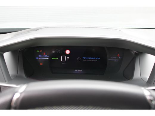 Peugeot e-2008 EV GT Avantage 54 kWh | SOH 98% | 12.500km | NL auto | Fase 3 laden | Navigatie | Camera voor + a... ActivLease financial lease