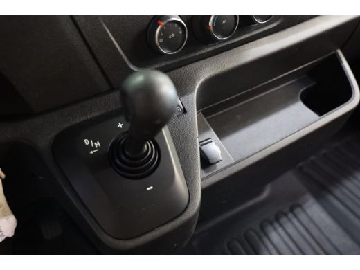 Renault Master 2.3 dCi 150 BAKWAGEN LOWLINER AUTOMAAT ActivLease financial lease