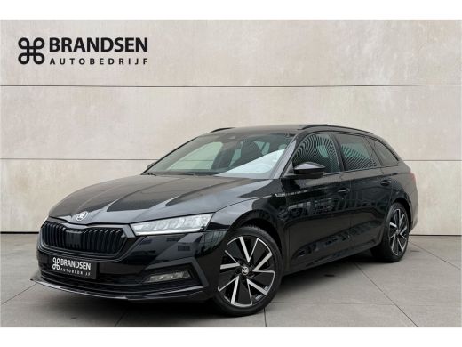 Skoda Octavia Combi 1.5 e-TSI Sport Line Pano-Head up-ACC-Keyless-Trekhaak-18" ActivLease financial lease