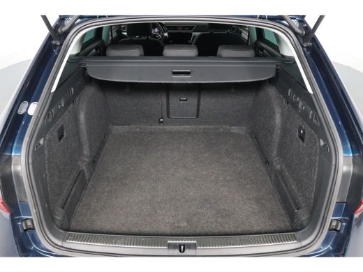 Skoda Superb Combi 1.5 TSI ACT Business Edition | Dealer Onderhouden! | Trekhaak | LED | Memory Zetel | Cruise... ActivLease financial lease
