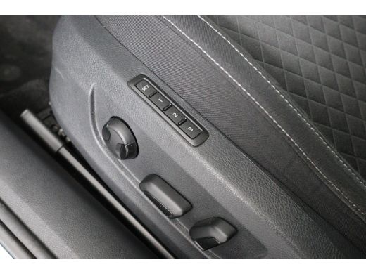 Skoda Superb Combi 1.5 TSI ACT Business Edition | Dealer Onderhouden! | Trekhaak | LED | Memory Zetel | Cruise... ActivLease financial lease