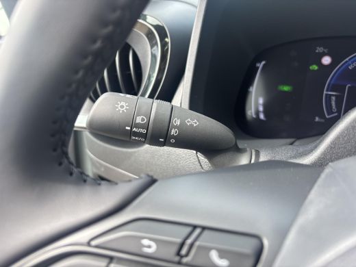 Toyota Aygo Hybrid 115 envy ActivLease financial lease