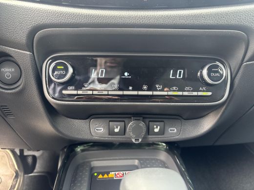 Toyota Aygo Hybrid 115 envy ActivLease financial lease