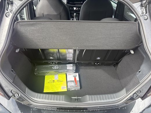 Toyota Aygo Hybrid 115 envy ActivLease financial lease