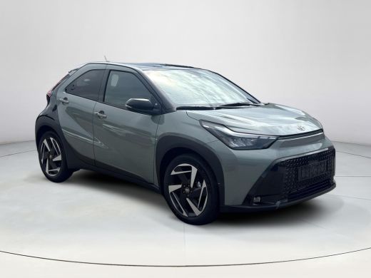 Toyota Aygo Hybrid 115 envy ActivLease financial lease