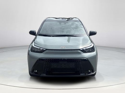 Toyota Aygo Hybrid 115 envy ActivLease financial lease
