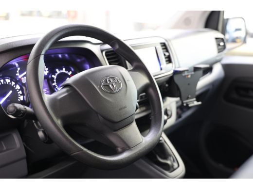 Toyota ProAce 2.0 D-4D 2500KG TREKVERMOGEN ActivLease financial lease
