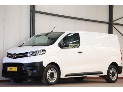 Toyota ProAce 2.0 D-4D 2500KG TREKVERMOGEN ActivLease financial lease