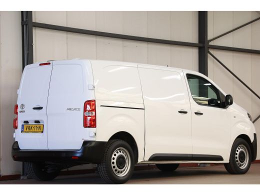 Toyota ProAce 2.0 D-4D 2500KG TREKVERMOGEN ActivLease financial lease