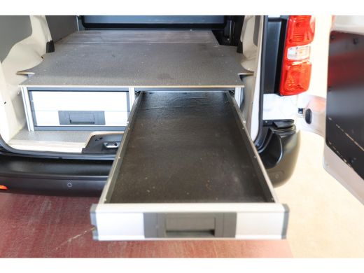 Toyota ProAce 2.0 D-4D 2500KG TREKVERMOGEN ActivLease financial lease