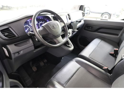 Toyota ProAce 2.0 D-4D 2500KG TREKVERMOGEN ActivLease financial lease