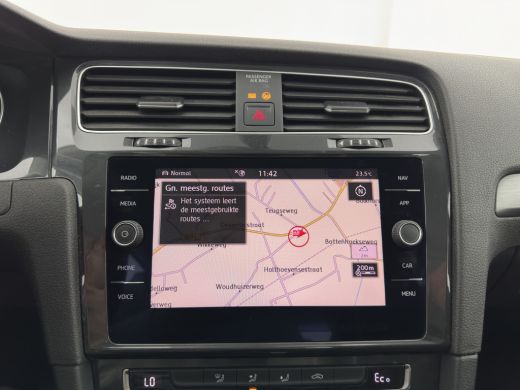 Volkswagen e-Golf E-dition {SoH-90%} (INCL-BTW) Aut.  *ADAPTIVE-CRUISE | FULL-LED | NAVI-FULLMAP | ECC | CCS-FASTLO... ActivLease financial lease