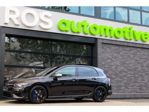Volkswagen Golf 2.0 TSI R 4Motion | BTW | PANO | AKRAPOVIC | DODE HOEK | STUURVERW | IQ-LIGHT | ActivLease financial lease