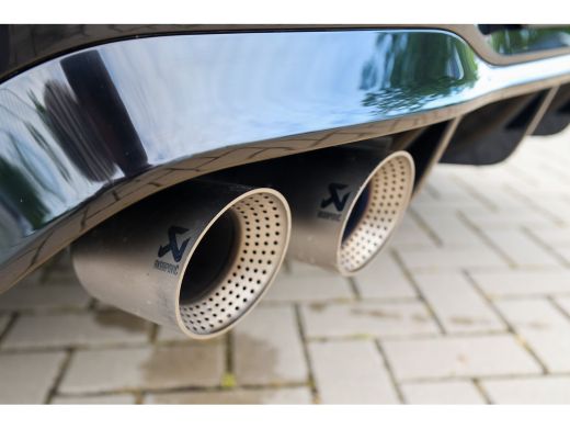 Volkswagen Golf 2.0 TSI R 4Motion | BTW | PANO | AKRAPOVIC | DODE HOEK | STUURVERW | IQ-LIGHT | ActivLease financial lease