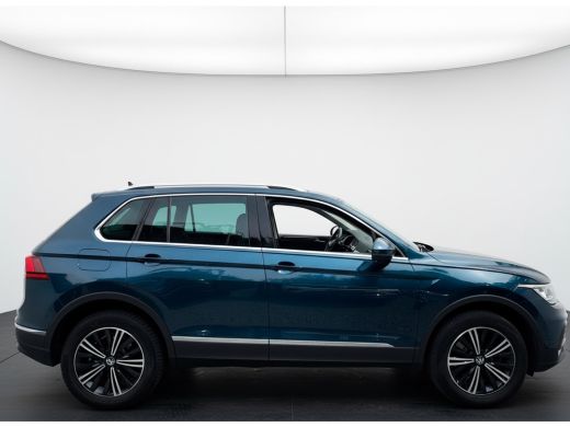 Volkswagen Tiguan TSI 245PK HYBRIDE DSG ELEGANCE VIRTUAL/NAVI/SFEERVERL./PANORAMADAK ActivLease financial lease