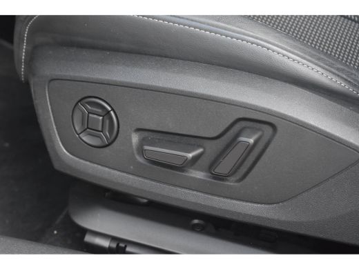 Audi A3 Limousine 30 TFSI S edition 110PK S-Tronic | Sportonderstel | Elektrische bestuurdersstoel | Prem... ActivLease financial lease