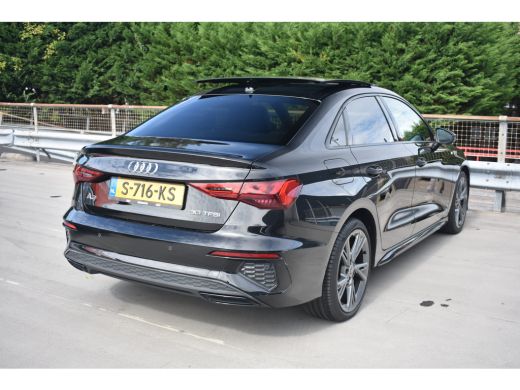 Audi A3 Limousine 30 TFSI S edition 110PK S-Tronic | Sportonderstel | Elektrische bestuurdersstoel | Prem... ActivLease financial lease