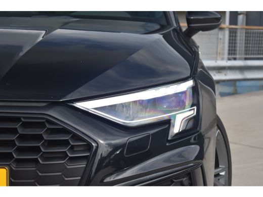Audi A3 Limousine 30 TFSI S edition 110PK S-Tronic | Sportonderstel | Elektrische bestuurdersstoel | Prem... ActivLease financial lease