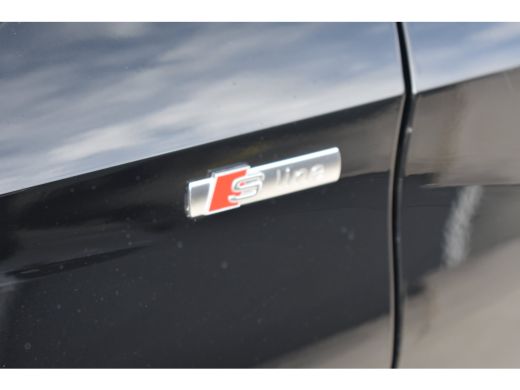 Audi A3 Limousine 30 TFSI S edition 110PK S-Tronic | Sportonderstel | Elektrische bestuurdersstoel | Prem... ActivLease financial lease
