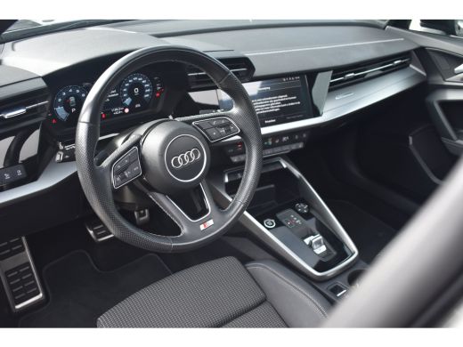 Audi A3 Limousine 30 TFSI S edition 110PK S-Tronic | Sportonderstel | Elektrische bestuurdersstoel | Prem... ActivLease financial lease