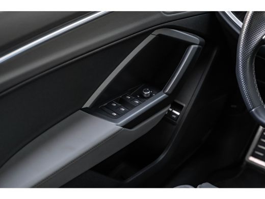 Audi Q3 45 TFSI e S Edition 245 PK | Panoramadak | Trekhaak | Adaptief demping systeem | Geheugenstoelen ActivLease financial lease