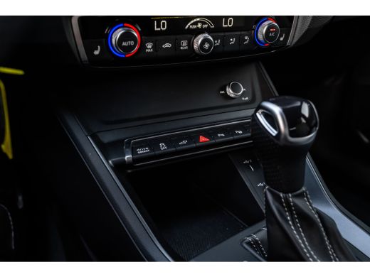 Audi Q3 45 TFSI e S Edition 245 PK | Panoramadak | Trekhaak | Adaptief demping systeem | Geheugenstoelen ActivLease financial lease