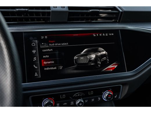 Audi Q3 45 TFSI e S Edition 245 PK | Panoramadak | Trekhaak | Adaptief demping systeem | Geheugenstoelen ActivLease financial lease
