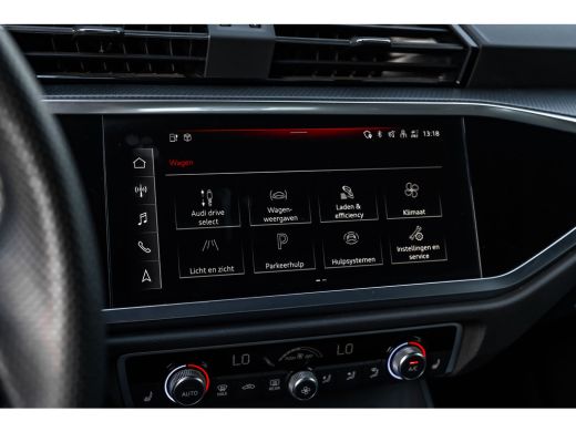 Audi Q3 45 TFSI e S Edition 245 PK | Panoramadak | Trekhaak | Adaptief demping systeem | Geheugenstoelen ActivLease financial lease