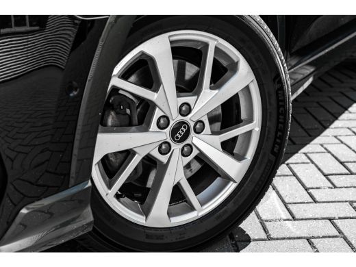 Audi Q3 45 TFSI e S Edition 245 PK | Panoramadak | Trekhaak | Adaptief demping systeem | Geheugenstoelen ActivLease financial lease