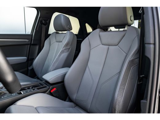 Audi Q3 45 TFSI e S Edition 245 PK | Panoramadak | Trekhaak | Adaptief demping systeem | Geheugenstoelen ActivLease financial lease