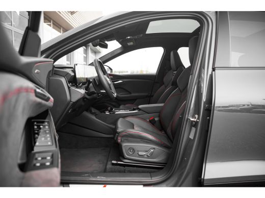 Audi Q6 e-tron - S edition 388pk quattro | Luchtvering | Panoramadak | Massagestoelen | Bang & Olufsen 3D | HUD ... ActivLease financial lease
