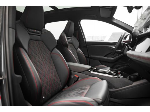 Audi Q6 e-tron - S edition 388pk quattro | Luchtvering | Panoramadak | Massagestoelen | Bang & Olufsen 3D | HUD ... ActivLease financial lease