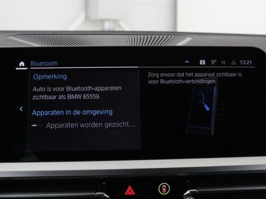 BMW 3 Serie Touring 320e Business Edition Plus M-sport | 84,4% SOH | Panoramadak | Leder | Elektrische trekha... ActivLease financial lease
