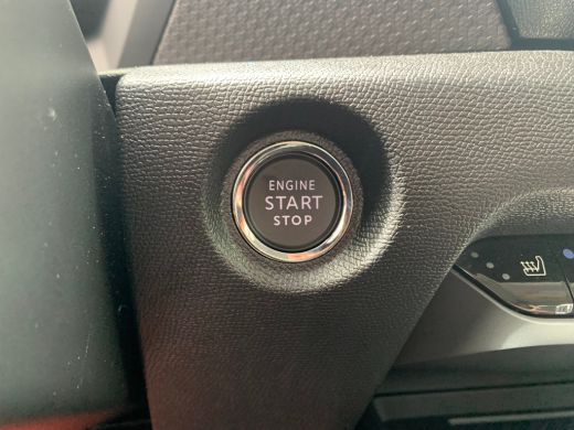 Citroën &euml;-C4 X Max 156pk Extended range 54 kWh Airco | AppleCarplay/ Android Auto | Camera | Cruise Adaptief | K... ActivLease financial lease