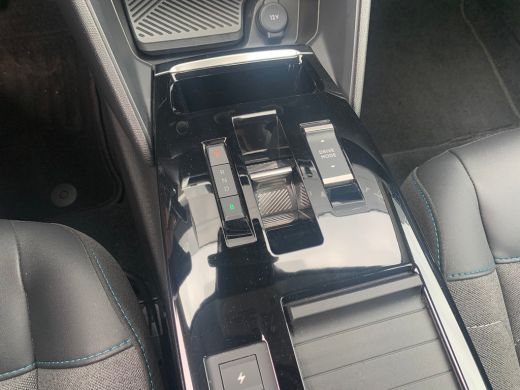 Citroën &euml;-C4 You 50 kWh Airco | AppleCarPlay/ Android Auto | Camera | Cruise Control | DAB | 11kW lader | Warm... ActivLease financial lease
