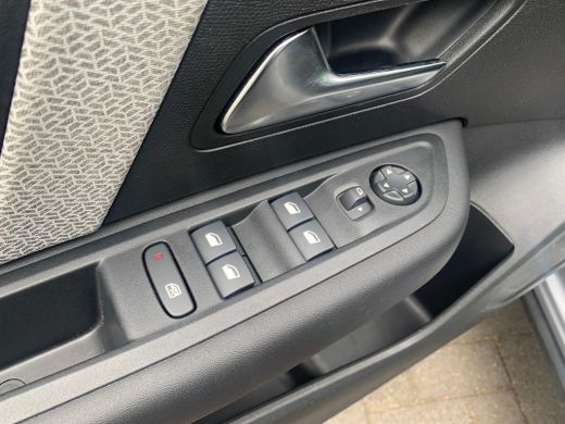 Citroën &euml;-C4 You 50 kWh Airco | AppleCarPlay/ Android Auto | Camera | Cruise Control | DAB | 11kW lader | Warm... ActivLease financial lease
