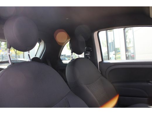 Fiat 500 1.0 Hybrid | Navi by app | Parkeersensoren | Lichtmetaal | NL auto | 23.750km | Airconditioning | ActivLease financial lease